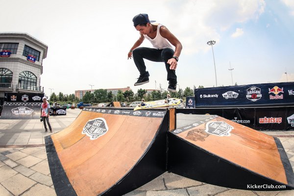 VansDragonsk8ƒœæ©13081120130810-116-2