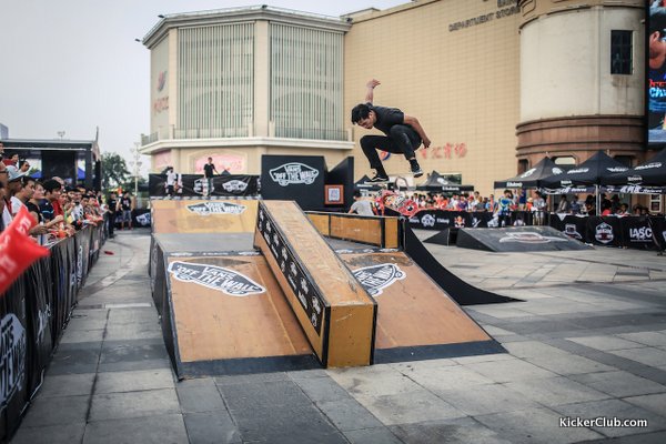 VansDragonsk8ƒœæ©13081120130810-330