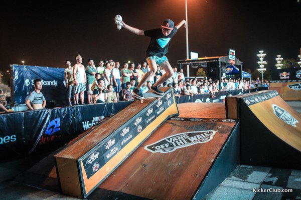 VansDragonsk8ƒœæ©13081120130810-653