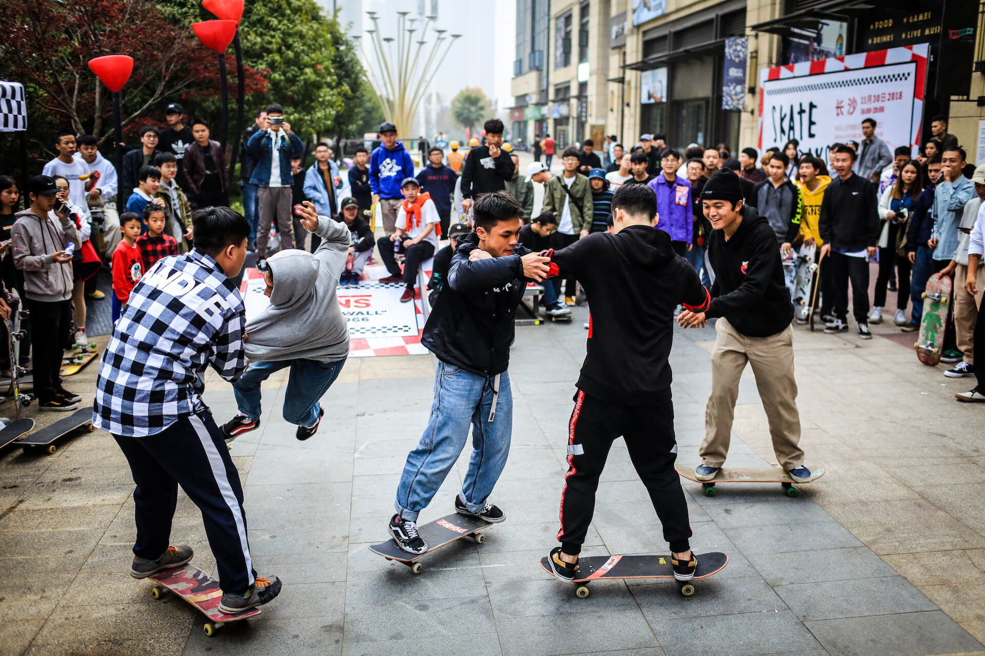 skate fry-days 长沙站,滑板推人赛